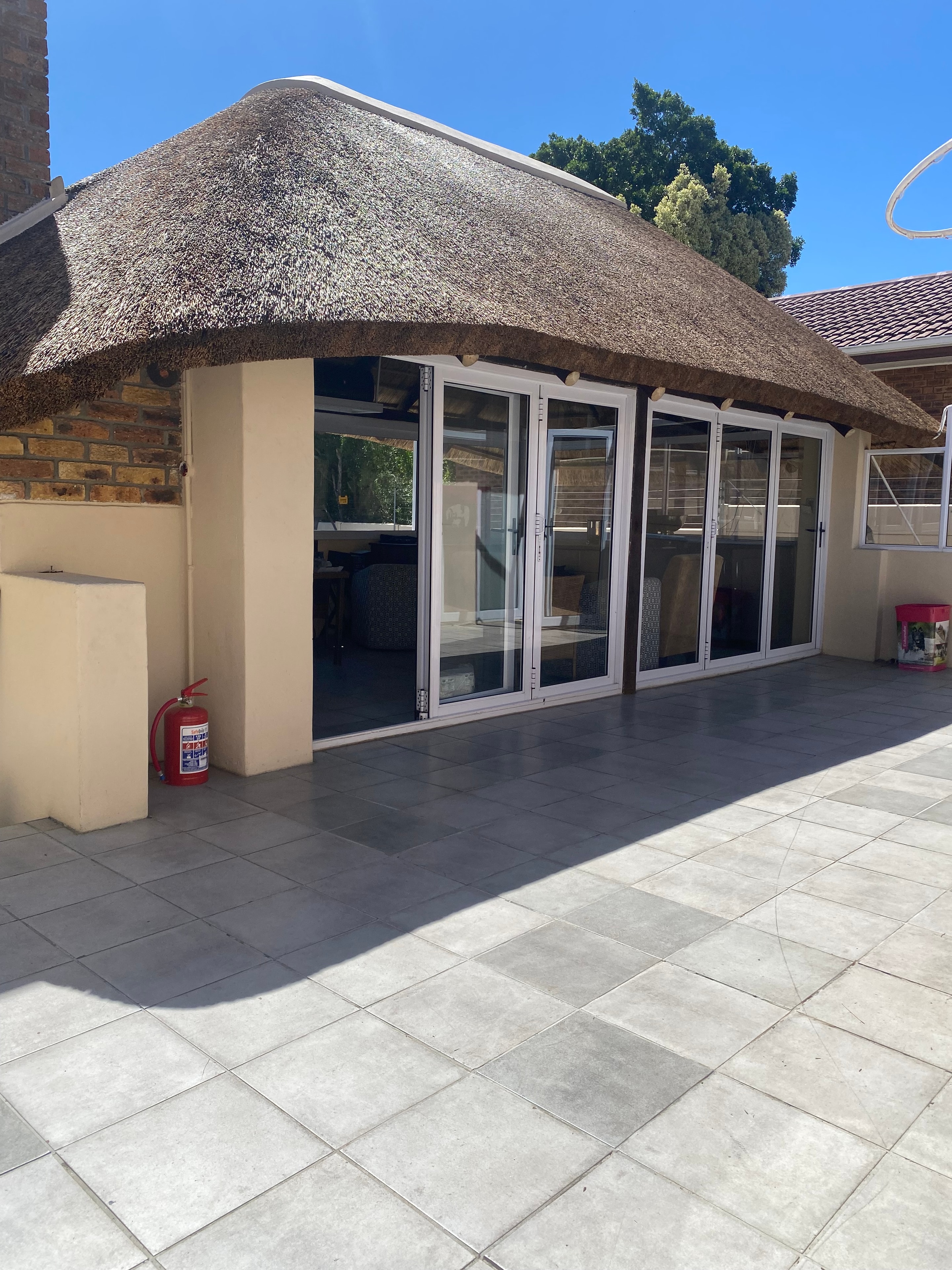 Lapa & Entertainment Areas